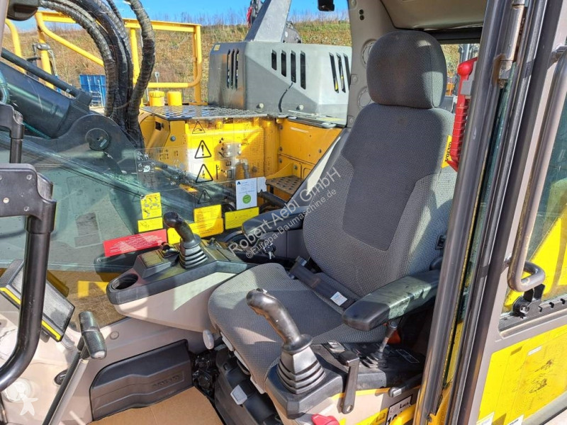 Escavatore Volvo