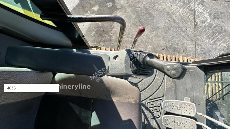 Escavatore JCB SLF