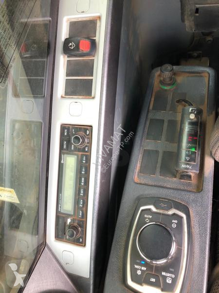 Escavatore Hyundai  HX520L