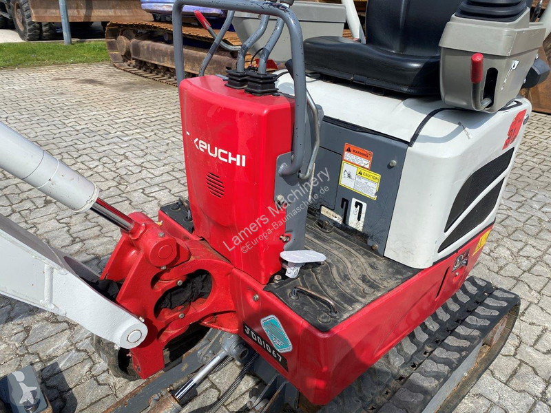 Escavadora Takeuchi TB210R NVT