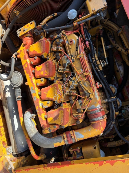 Excavator Liebherr R 922 HD S L with LaBounty...