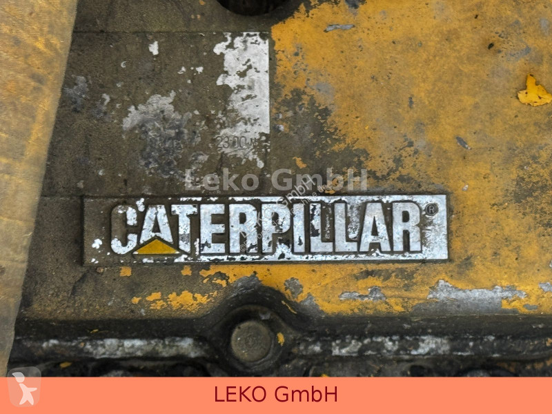 Rýpadlo Caterpillar 311C Mit Zwei Löffeln