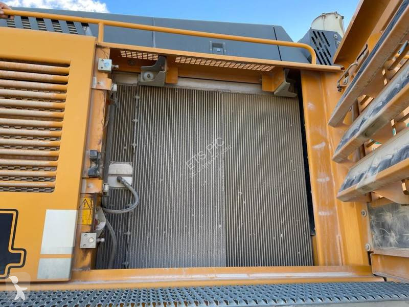Escavadora Liebherr
