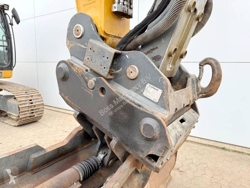 Lopatový nakládač Liebherr R926LC - German...