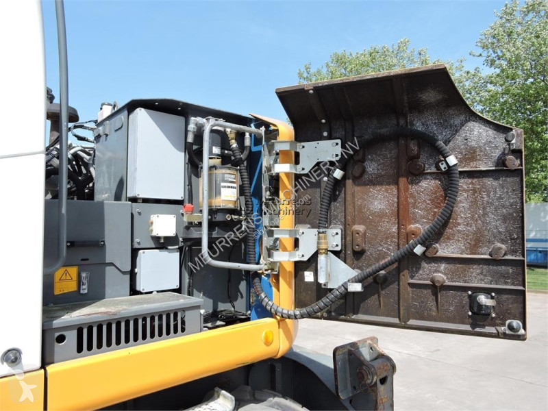 Escavadora Liebherr A918