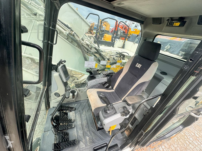 Skovl Caterpillar NVT