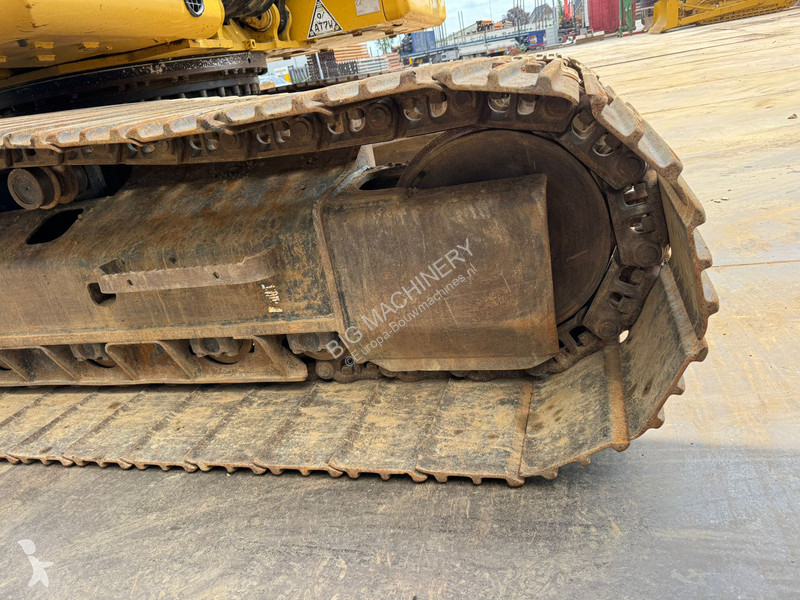 Graafmachine Caterpillar 323