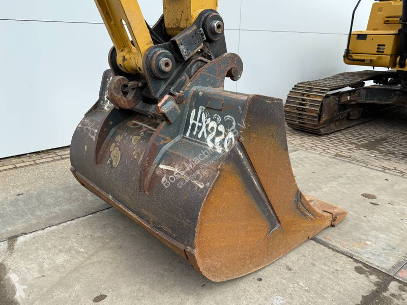 Escavadora Caterpillar - German Machine / Rear...