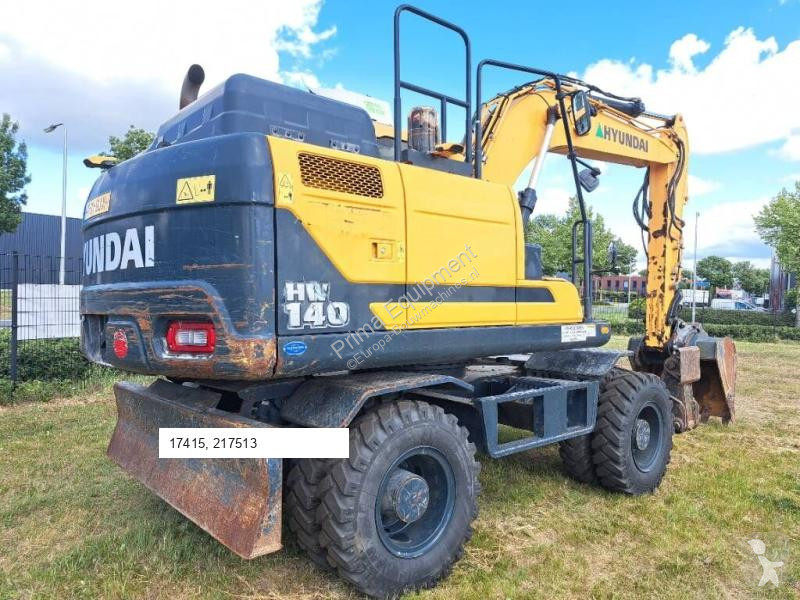 Lopatový nakládač Hyundai HW140