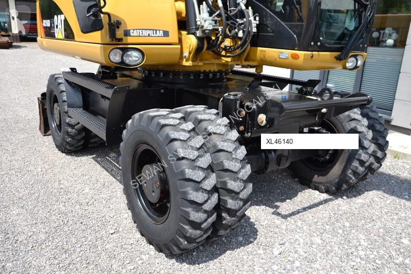 Excavator Caterpillar D