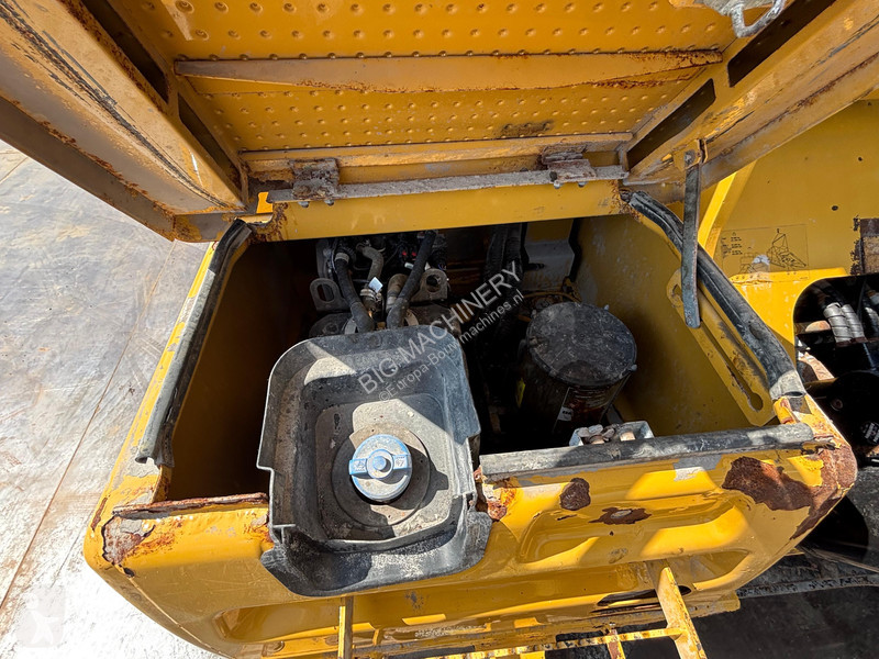 Graafmachine Caterpillar FL