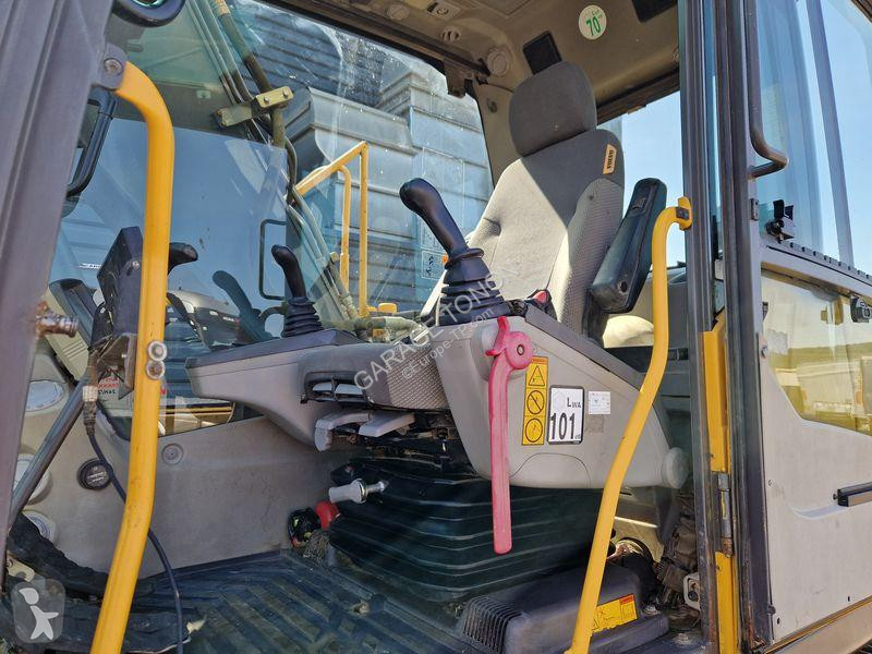 جرافة Volvo EC160
