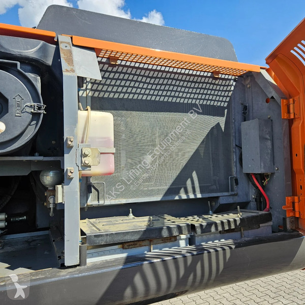 Excavadora Hitachi -5 with scrap shear Labounty...
