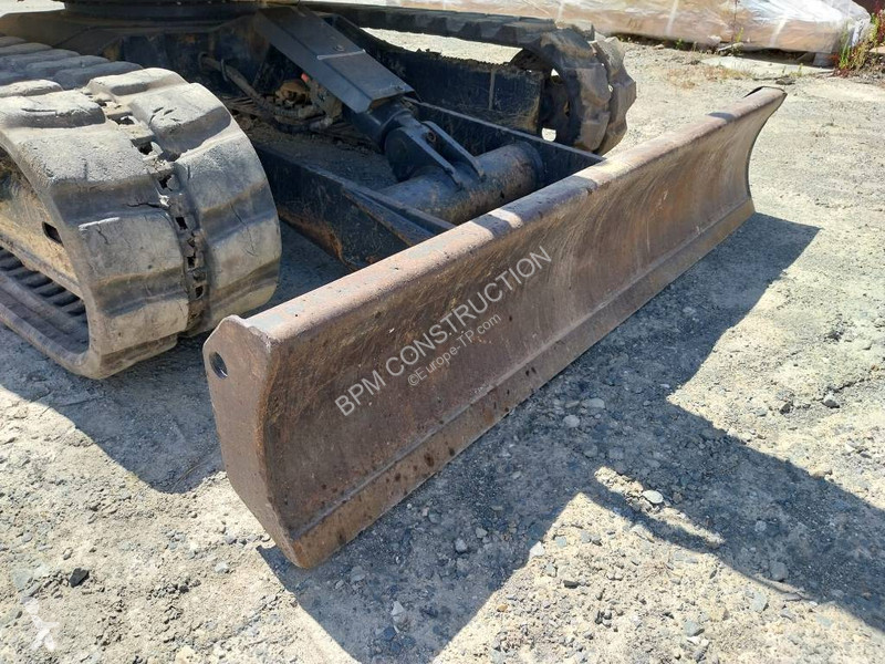 Escavadora Komatsu PC80MR-5