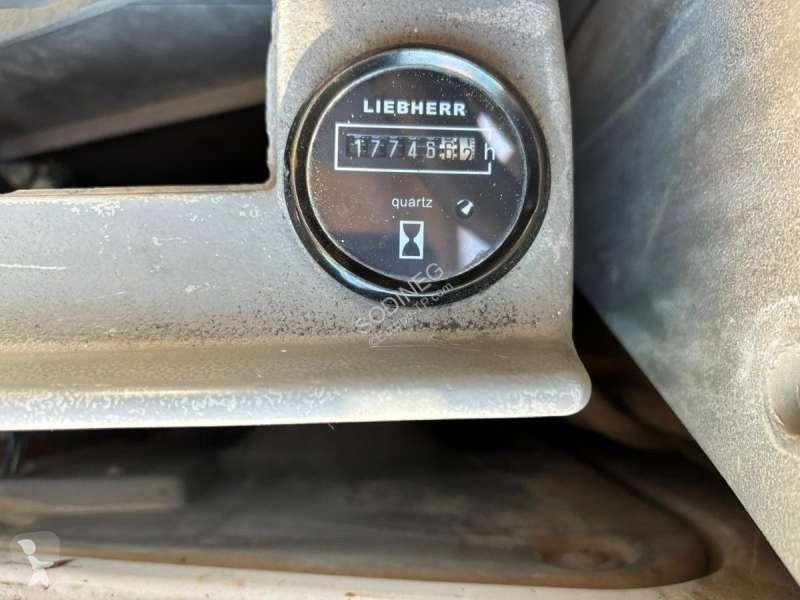 Escavadora Liebherr R974B