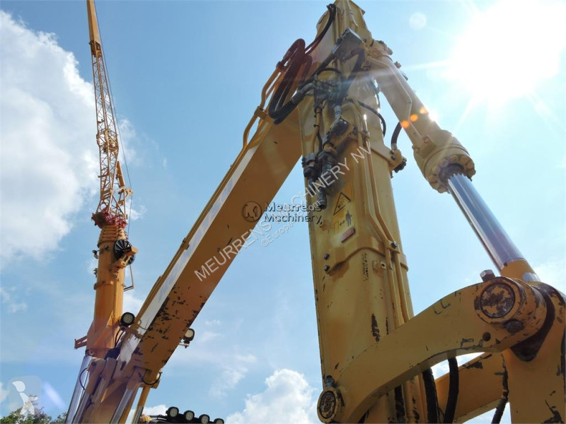 Graafmachine Komatsu PW148