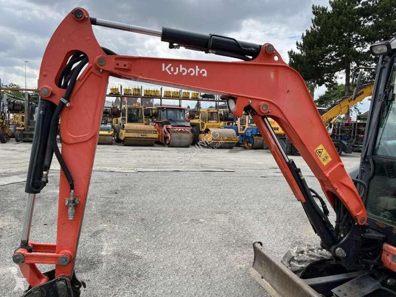 Escavadora Kubota  U27-4