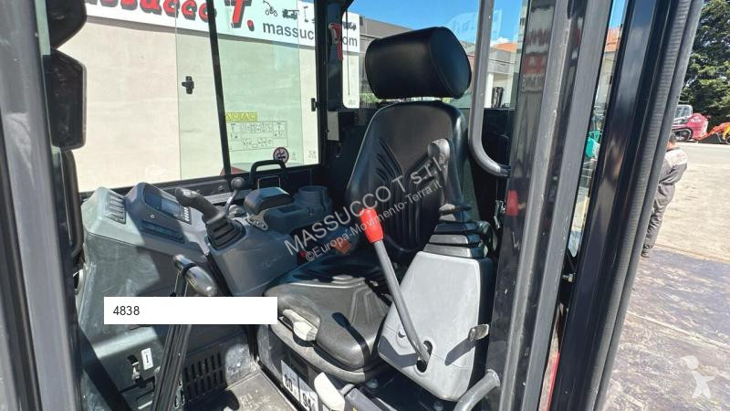 Escavatore Yanmar VIO50-6B