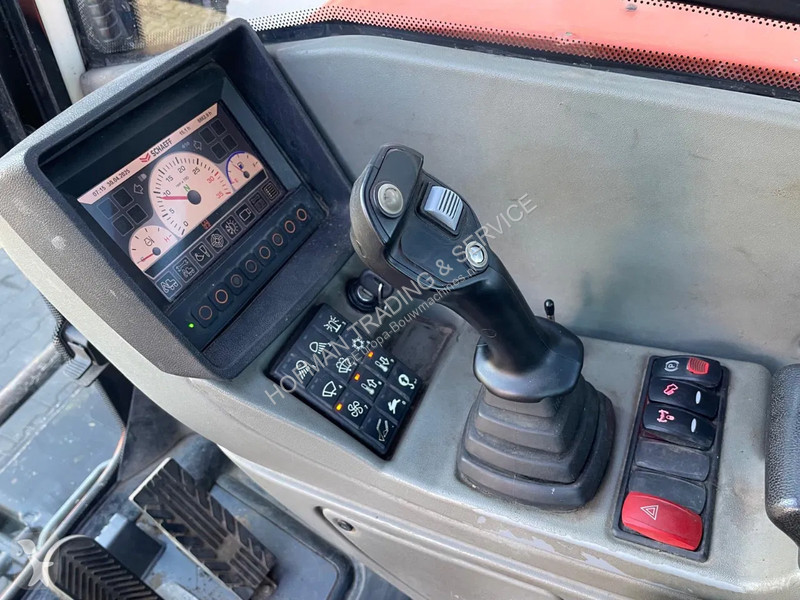 Excavator Terex