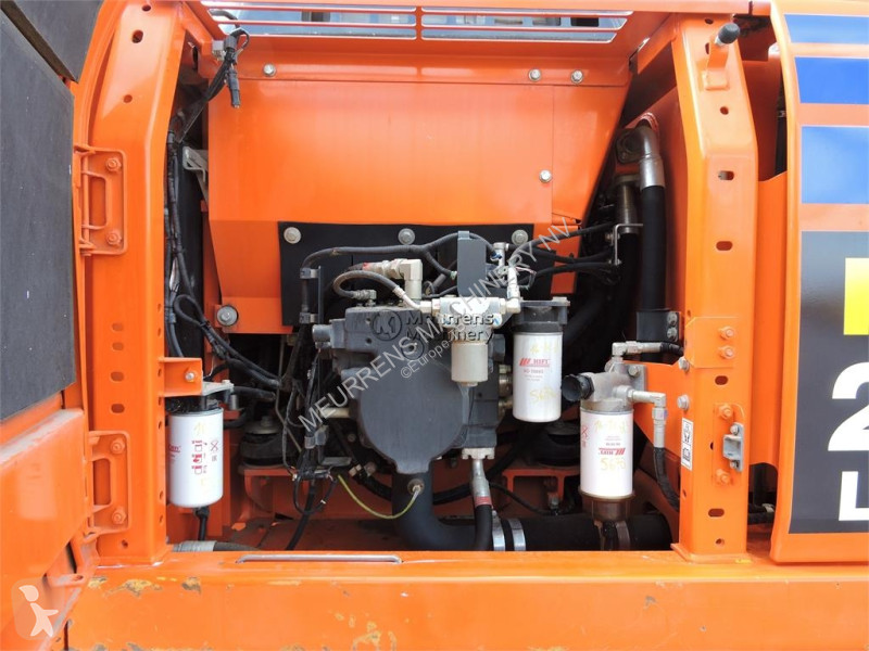 Escavatore Komatsu -10