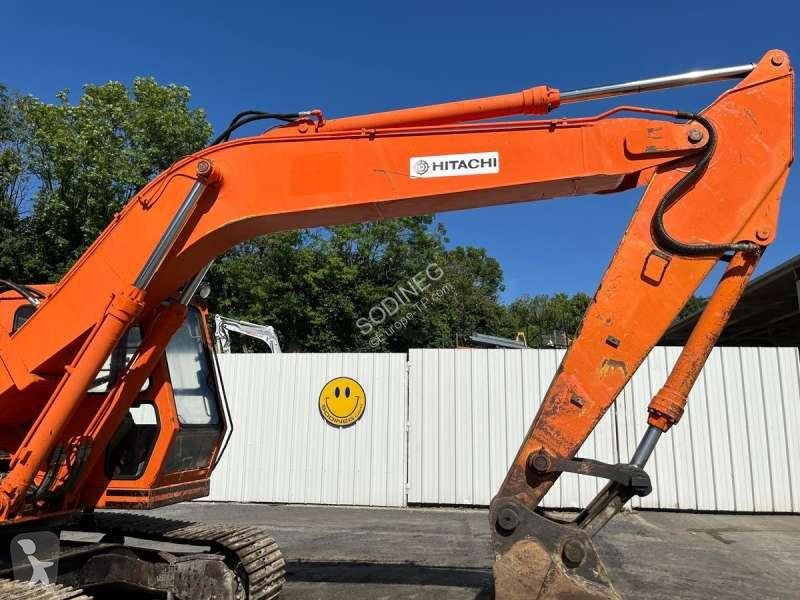 Escavatore Hitachi  UH073
