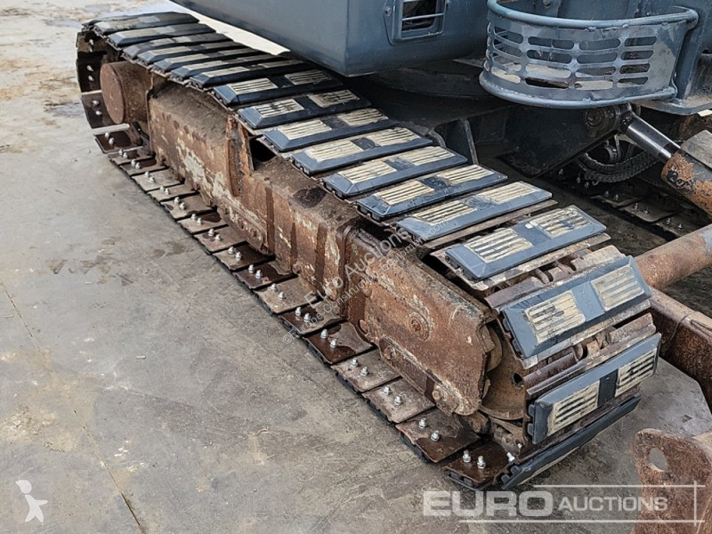 Escavadora Kobelco -C