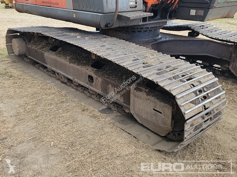 Escavadora Hitachi ZX210LC-3