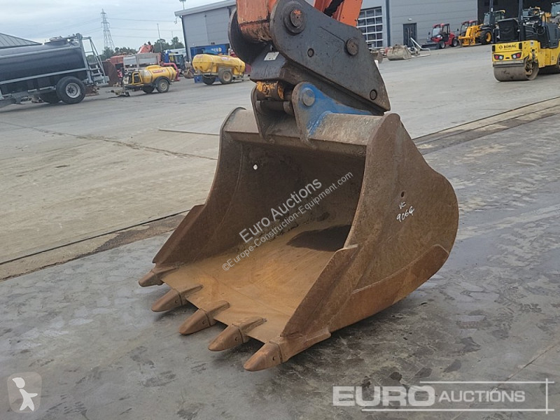 Lopatový nakládač Hitachi -6