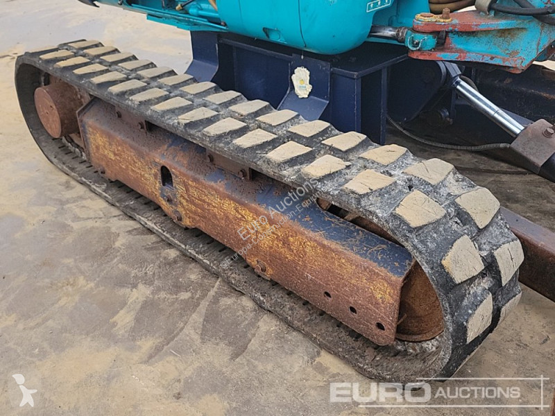 Escavatore Kubota K-020
