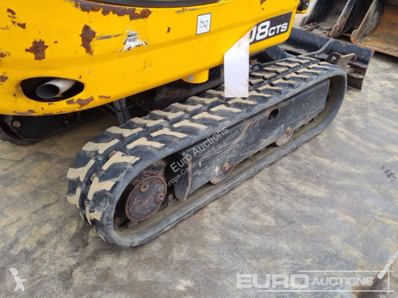 جرافة JCB