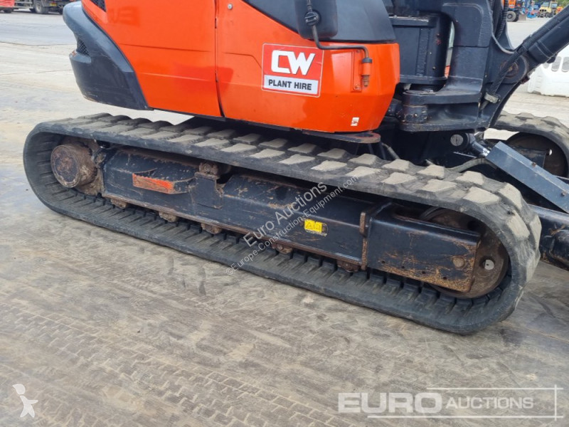 Escavadora Kubota KX080-4A2