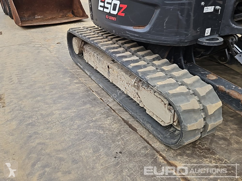 Escavadora Bobcat Z