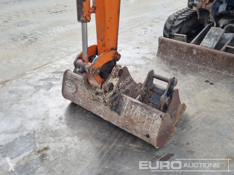 Excavadora Hitachi ZX17U-2