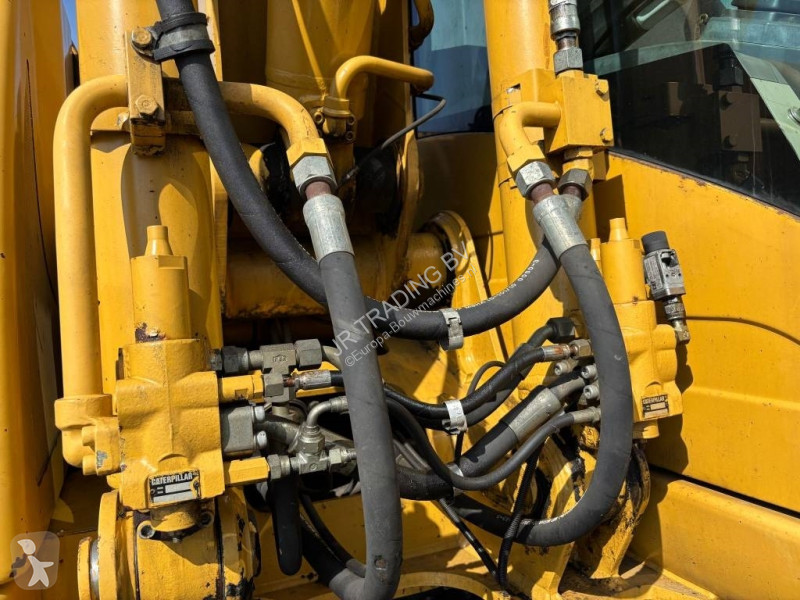 Skovl Caterpillar (Low verified hours)