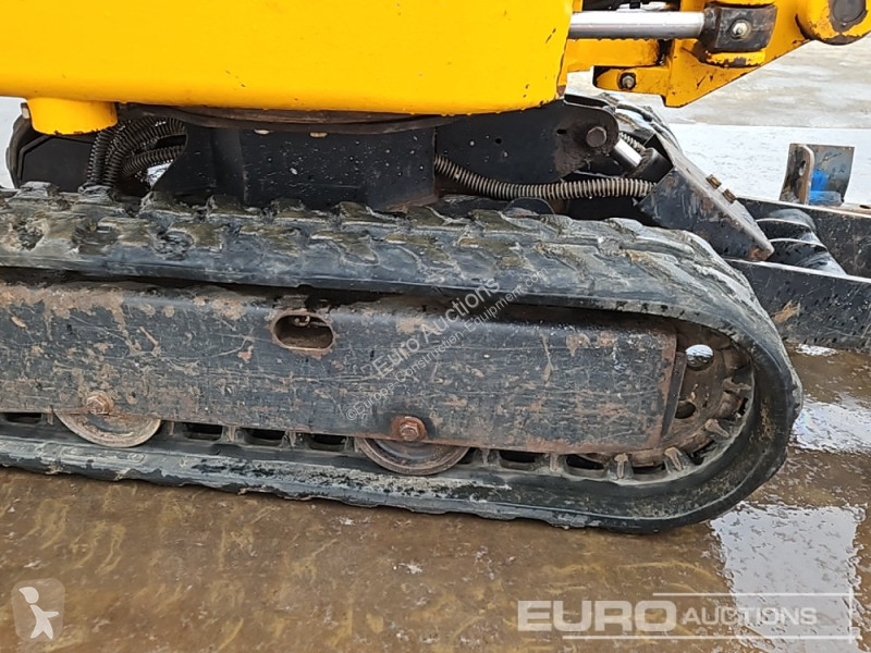Lopatový nakládač JCB