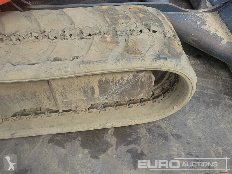 Lopatový nakládač Kubota U48-4