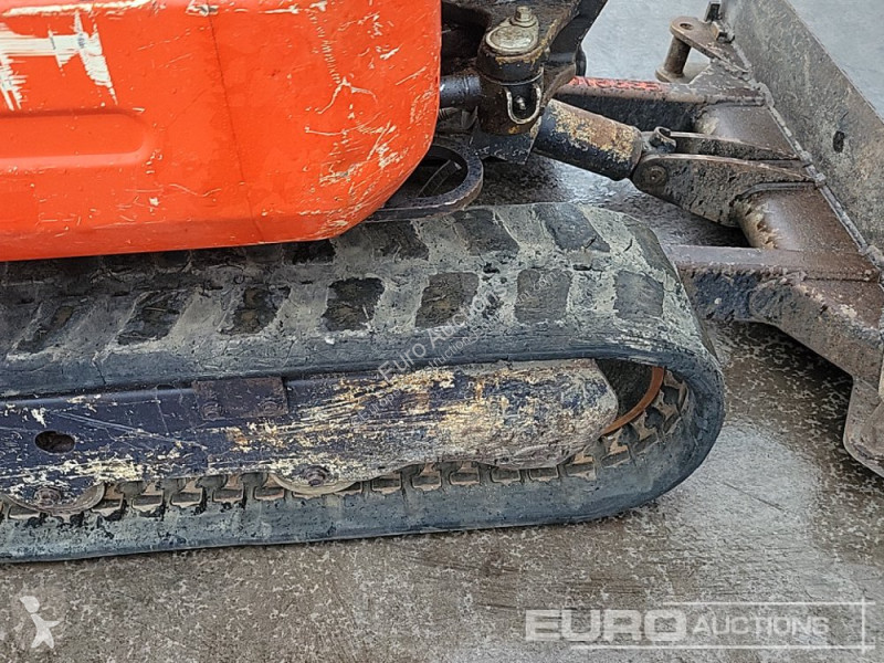 Lopatový nakládač Kubota KX015-4