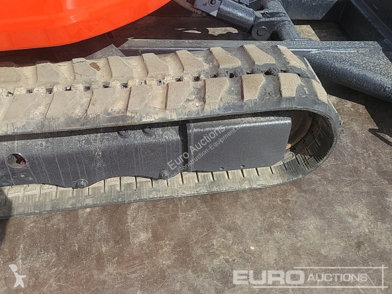 Lopatový nakládač Kubota U36-4