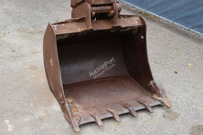 جرافة Takeuchi