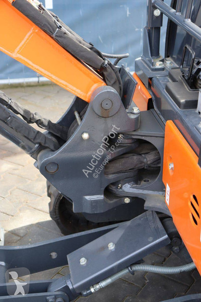 Escavadora Hitachi ZAXIS 17U