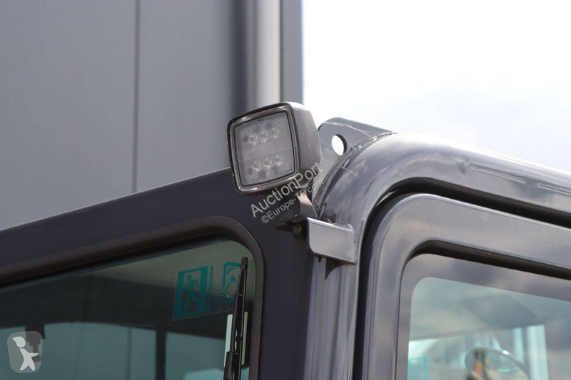 Escavadora Hitachi ZX33U-6 CLR