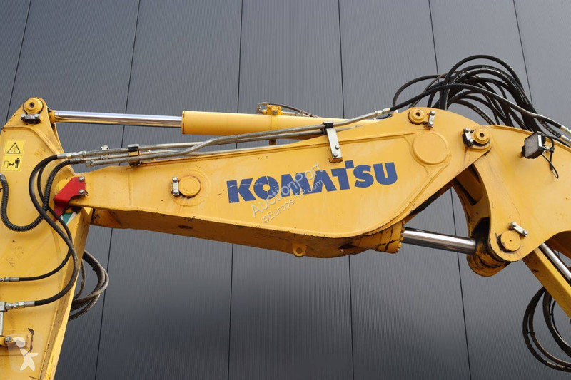 Escavatore Komatsu MR-8