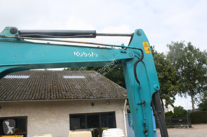 Escavatore Kubota SZ