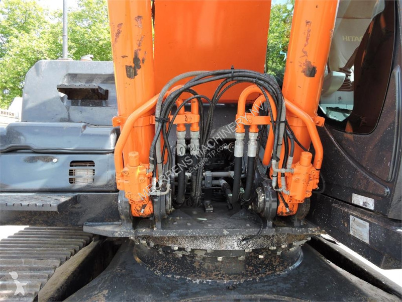 Excavadora Hitachi LC