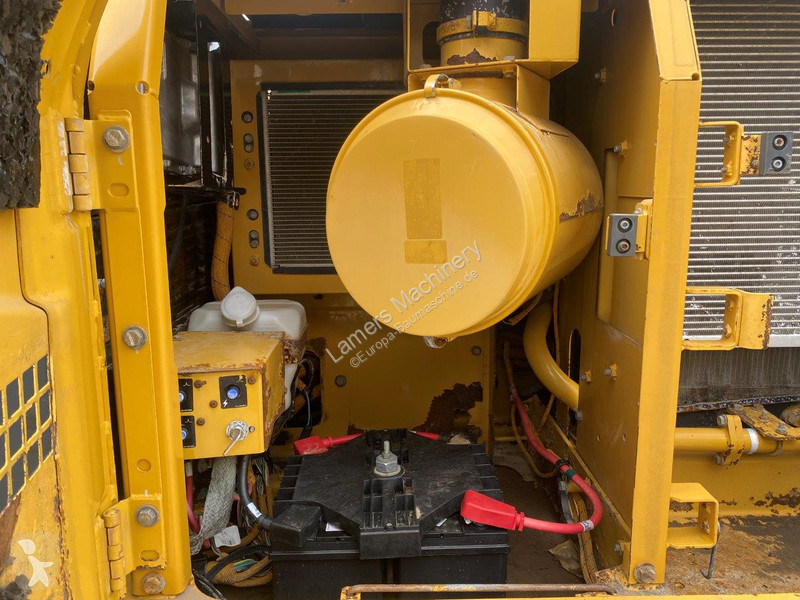 Graafmachine Caterpillar NVT