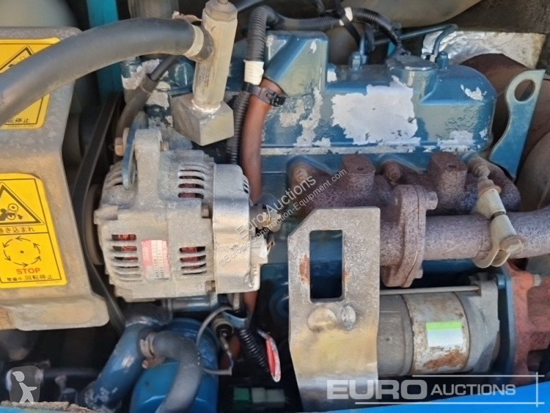 Escavadora Kubota K-025