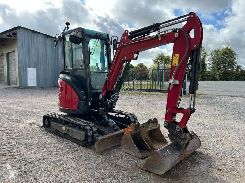 Escavatore Yanmar  VIO 26-6