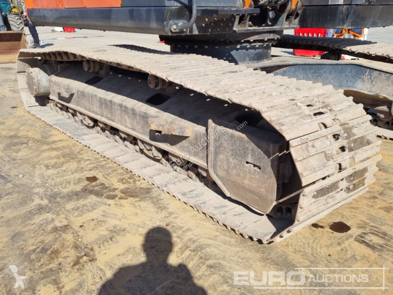 Escavatore Hitachi -6
