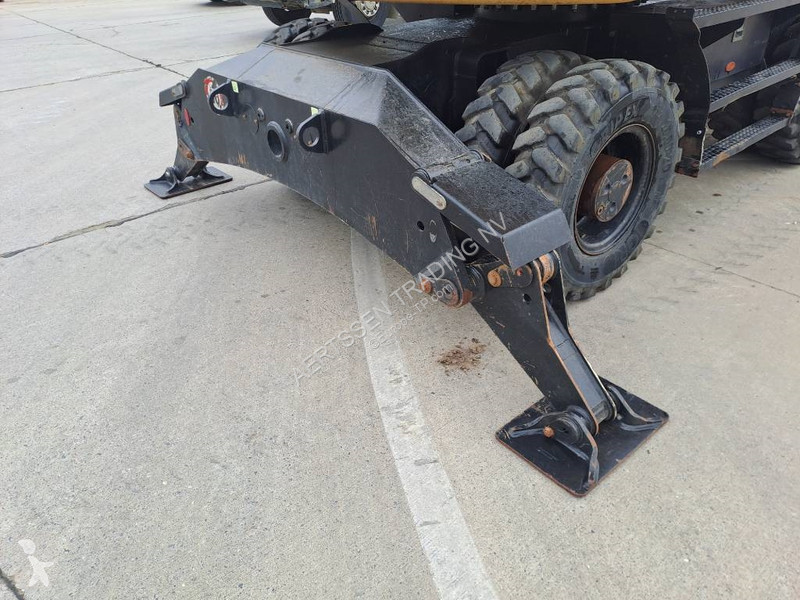 Excavator Caterpillar F