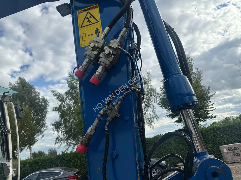 Excavadora Volvo